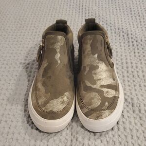 Sperry Gold and Silver Sneakers with Slip-On Design and Casual Style (29)